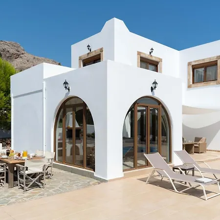 Navarone With Private Pool